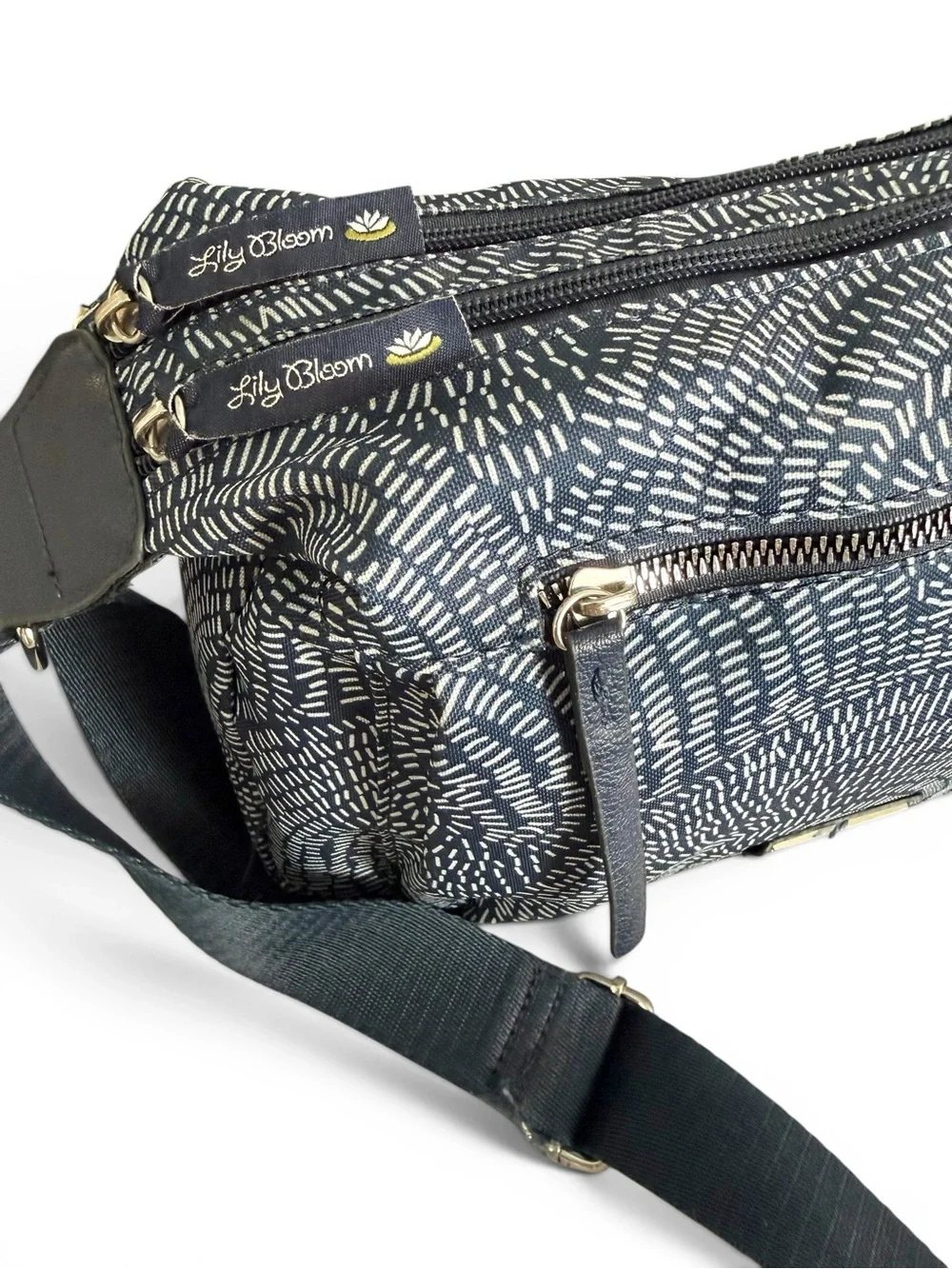 Lily Bloom White/Navy Geometric Print Everyday Crossbody Bag